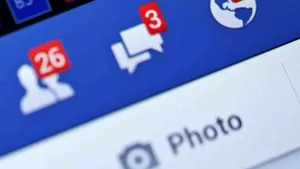 Utilizatorii de Facebook îşi vor putea transfera, în curând, imaginile şi clipurile video în serviciul Google Photos
