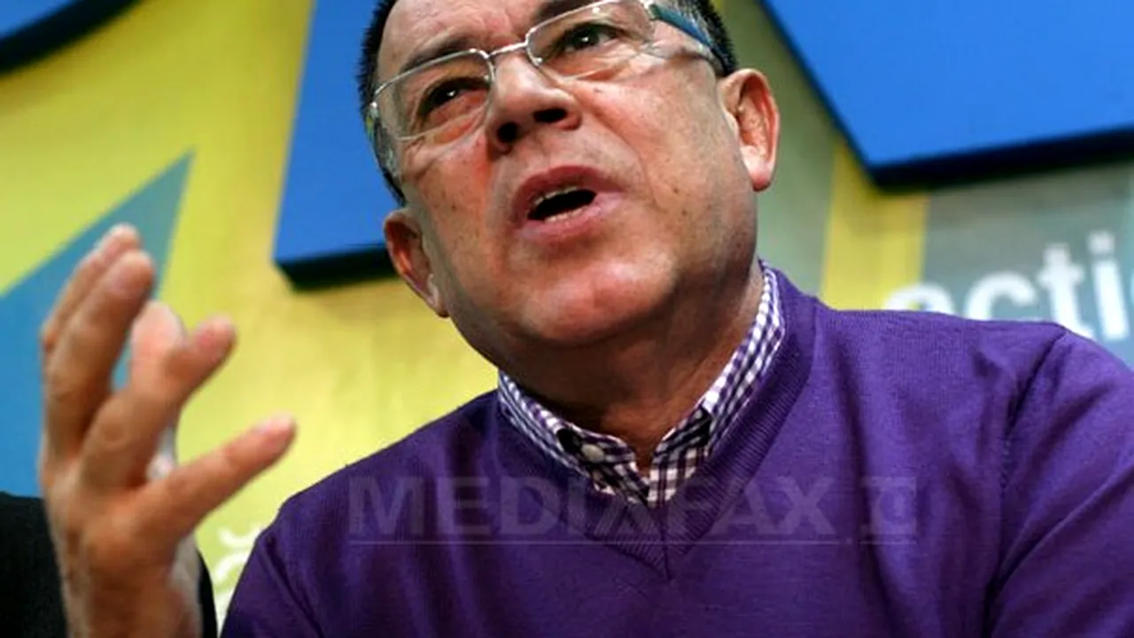 Radu Stroe: Trebuie să găsim bani pentru viitorul şcolilor de poliţie 