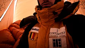 Alex Găvan s-a întors dintr-o expediţie ce viza escaladarea vârfului himalayan Lhotse, de 8516 m - GALERIE FOTO, VIDEO