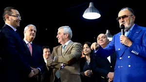 Galeria Ţiriac Collection, lansată în prezenţa lui Ponta, Tăriceanu, Năstase, Hagi - FOTO