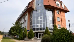 FOCUS: Studenţii în Alba îşi iau în primire căminele. Mihai: Viaţa de student e trăită doar în cămin - GALERIE FOTO