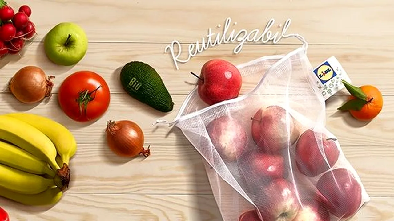 Încă un lanţ de retail din România a introdus în magazine săculeţi reutilizabili pentru fructe şi legume
