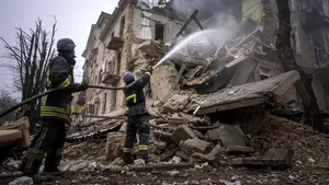 Alte cinci cadavre găsite la Kiev în urma atacului aerian de vineri al Rusiei