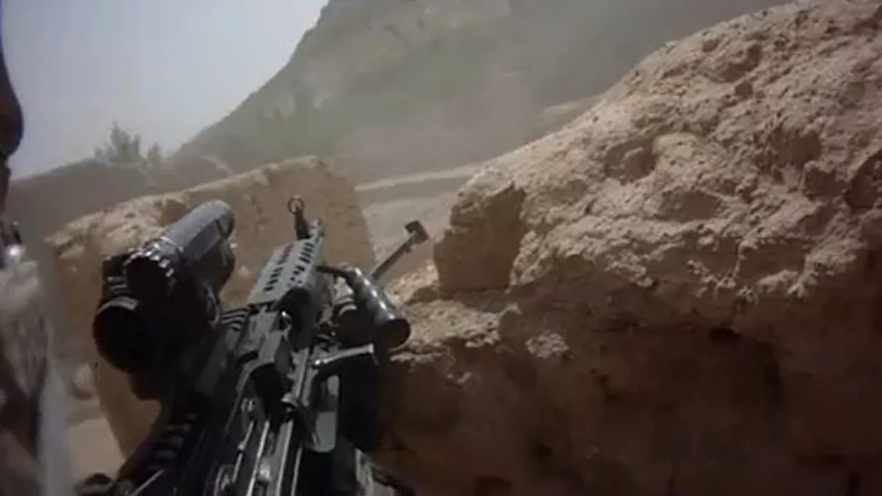 În mijlocul războiului: O luptă din Afganistan filmată de un soldat - VIDEO