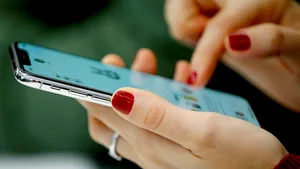 Government Adopts Decree Mandating ID for PrePay Cards Purchases