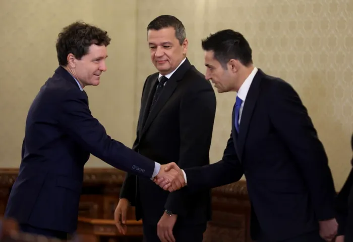 LIVE UPDATE Au început consultările la Palatul Cotroceni. Nicușor Dan, față în față cu liderii partidelor pentru a desemna un premier