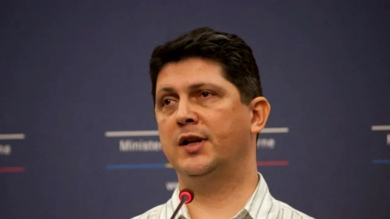 Corlăţean: Am lăsat aşa informaţia că doar un român e răpit pentru a nu afecta şansele celorlalţi