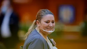 Chestorul Senatului, Sergiu Vlad, acuză că a fost agresat fizic de Diana Şoşoacă. „Mă gândesc la plângere penală”