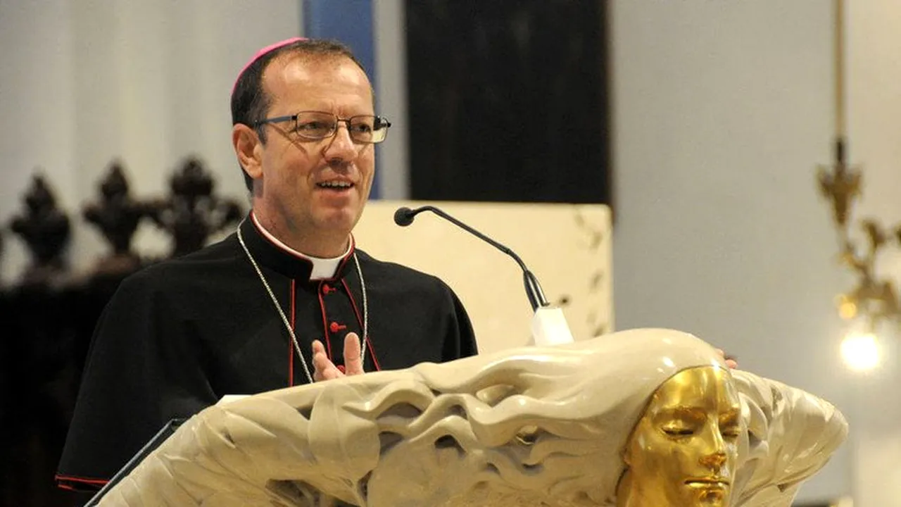 Papa Francisc a numit Nunţiul Apostolic în România şi Republica Moldova