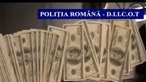Doi români, membri într-o reţea de trafic de droguri coordonată din Columbia, reţinuţi de DIICOT