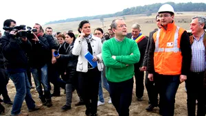 Boc şi Boagiu au inaugurat un nou şantier al autostrăzii Orăştie-Sibiu