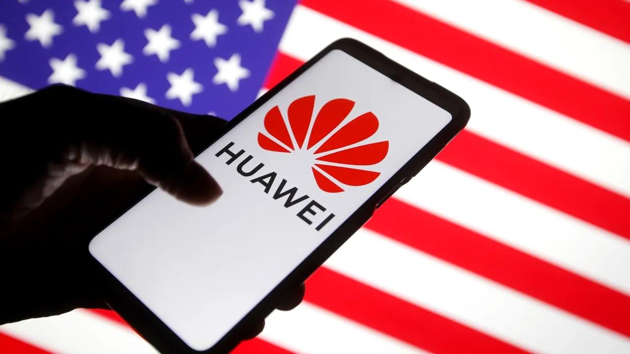 Investigaţia care ar putea crea un scandal între SUA şi China. Americanii suspectează compania Huawei de colectarea informaţiilor secrete despre baze militare