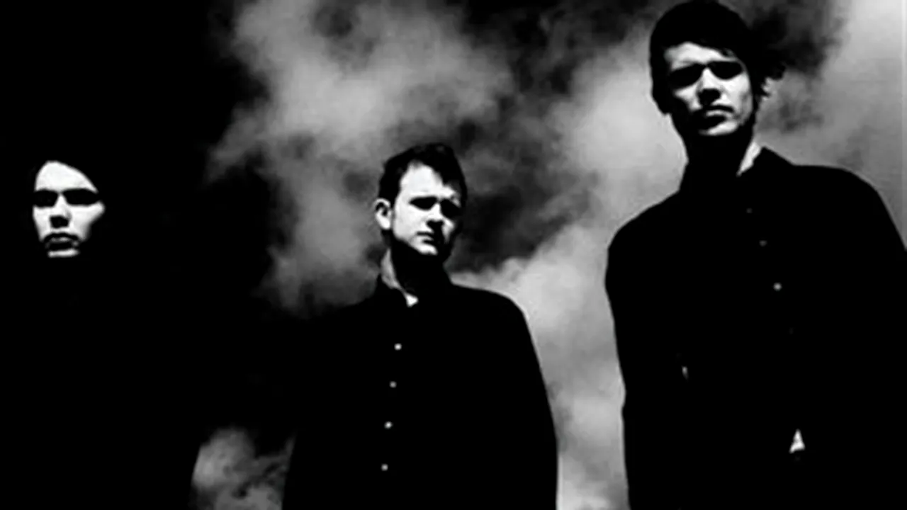 White Lies vine la B'estfest, iar abonamentele la festival sunt suplimentate - VIDEO