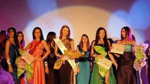 Diana Tiron va reprezenta România la competiţia Miss International 2013 