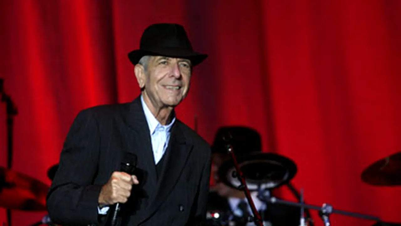 Leonard Cohen susţine primul său concert în Statele Unite din ultimii 15 ani