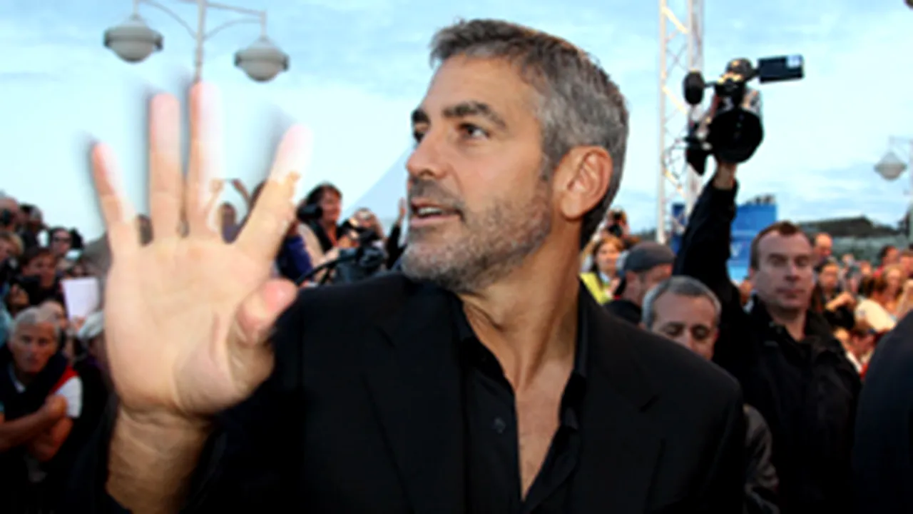 Clooney a făcut pariu pe 100.000 de dolari cu Pfeiffer