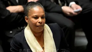 Un fost membru al Frontului Naţional francez, condamnat după ce a comparat un ministru cu o maimuţă