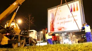 Vezi unde şi de ce este interzisă publicitatea stradală în Bucureşti
