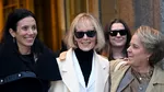E. Jean Carroll a primit 5,63 mil. de dolari după ce a câștigat procesul cu Trump pentru abuz sexual