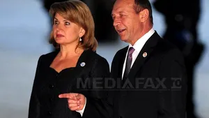 Preşedintele Băsescu a ajuns la Predeal, unde îşi va petrece Revelionul