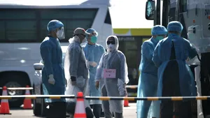 Coronavirusul supravieţuieşte pe suprafeţe de 5 ori mai mult decât se credea iniţial. Urme ale virusului, găsite după 17 zile pe nava Diamond Princess