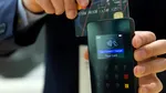 Plata contactless și neajunsurile ei / Hoții din mai multe zone turistice fură bani prin POS, iar fenomenul e mai amplu decât ne imaginăm