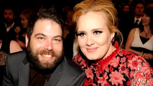 Cei mai mulţi oameni s-au îngrăşat în izolare, dar cântăreaţa ADELE a slăbit consistent. Iată ce conţine dieta acesteia FOTO