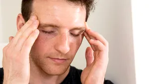 Studiu Oxford: Cazurile uşoare de COVID-19 provoacă probleme de atenţie şi memorie