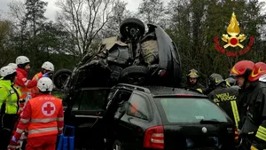 Un român de 19 ani a decedat în urma unui accident dramatic în Italia. FOTO