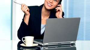 5.000 de antreprenori iau starul online. Cum reduci costurile şi te prezinţi pe reţele de socializare?