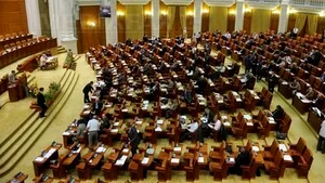 Romanian Opp Read Out No-Confidence Motion In Parliament