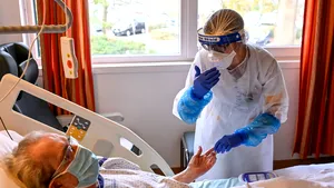 Coronavirus 24 martie 2021. Situaţia pe judeţe. În Bucureşti, incidenţa creşte. 8 judeţe sunt în scenariul roşu. Record de pacienţi la ATI. LISTA COMPLETĂ