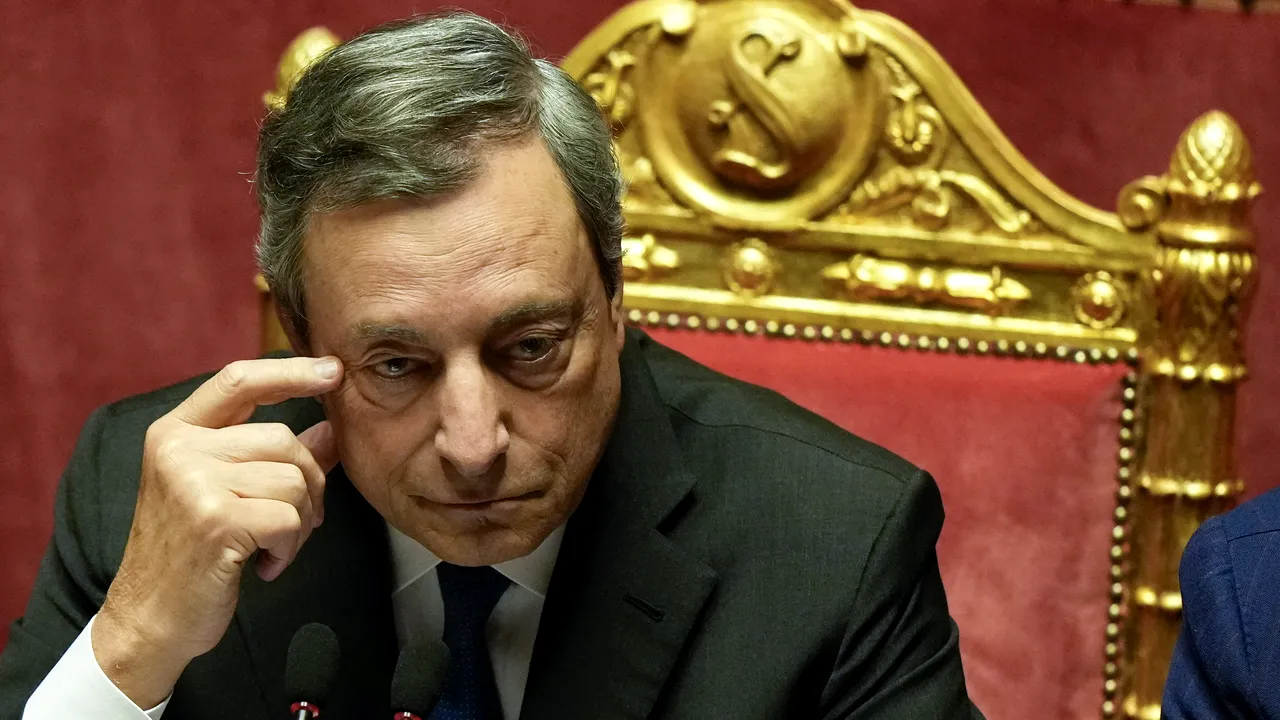 Draghi a plecat din Parlament şi ar putea merge la preşedinte. Italia ar putea organiza alegeri anticipate
