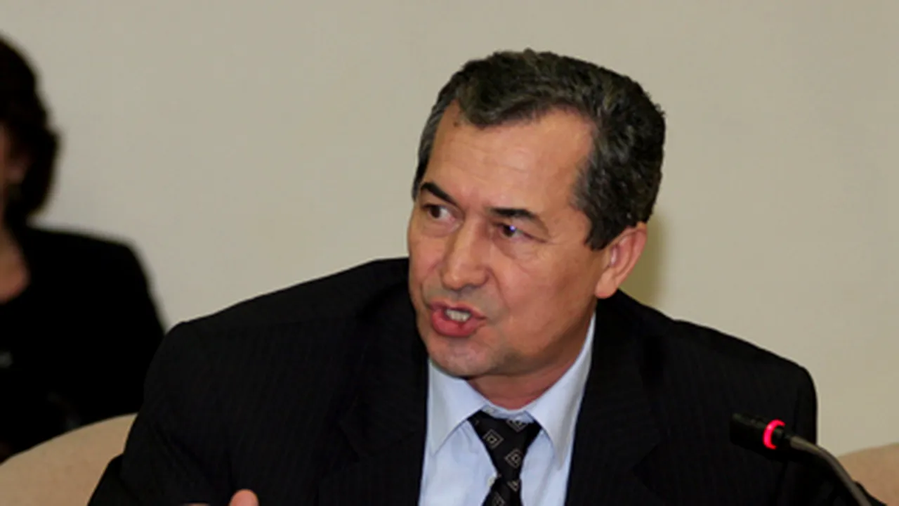 Lificiu: Sectorul energetic este depăşit, au fost privatizări nereuşite şi contracte netransparente