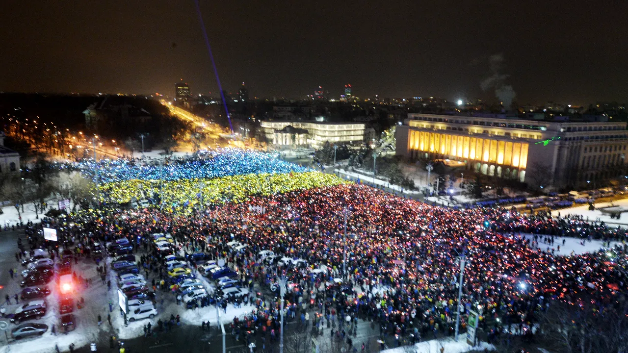 Cinci dosare penale pentru folosirea ilegală de drone în timpul protestelor din Piaţa Victoriei