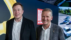 Tesla vs. Volkswagen: Elon Musk, provocat pe Twitter de CEO-ul Herbert Diess, în prima sa postare de pe platformă