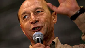 Băsescu, întrebat ce va face dacă nu va câştiga un nou mandat: Am un brevet de comandant de navă