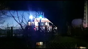 VIDEO| Bărbat împuşcat de un poliţist în curtea unei secţii de vot din Prahova. Ce i-a făcut agentului