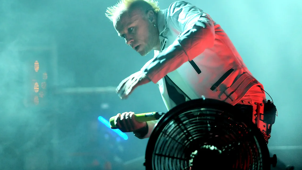 UPDATE: Keith Flint s-a sinucis, anunţă membrii trupei Prodigy

