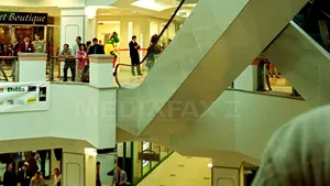 Jones Lang LaSalle: Până la sfârşitul anului cel puţin încă un centru comercial se va închide