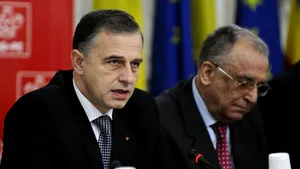 Iliescu şi Geoană: România nu ar trebui să meargă orbeşte în misiuni militare străine