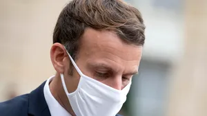 Emmanuel Macron a scăpat de COVID-19. Şeful de stat va ieşi din izolare