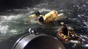 Trei marinari daţi dispăruţi  în Marea Nordului, în urma unei coliziuni între două nave