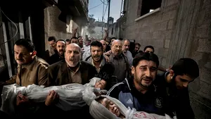 Fotografia câştigătoare la World Press Photo of the Year: Experţi confirmă integritatea imaginii lui Paul Hansen