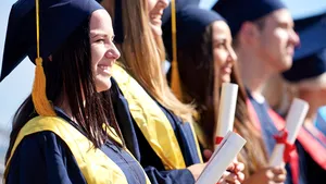 Veşti bune pentru tinerii din IT: Din 1 februarie, şi programatorii cu studii medii - studenţi - sunt scutiţi de impozitul pe salariu