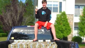 Cine este MrBeast, regele YouTube-ului: într-un an a câştigat 47 de milioane de euro
