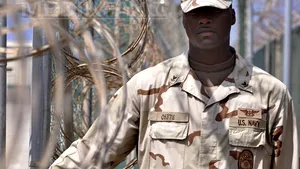 Un fost deţinut de la Guantanamo cere, în premieră, despăgubiri Statelor Unite