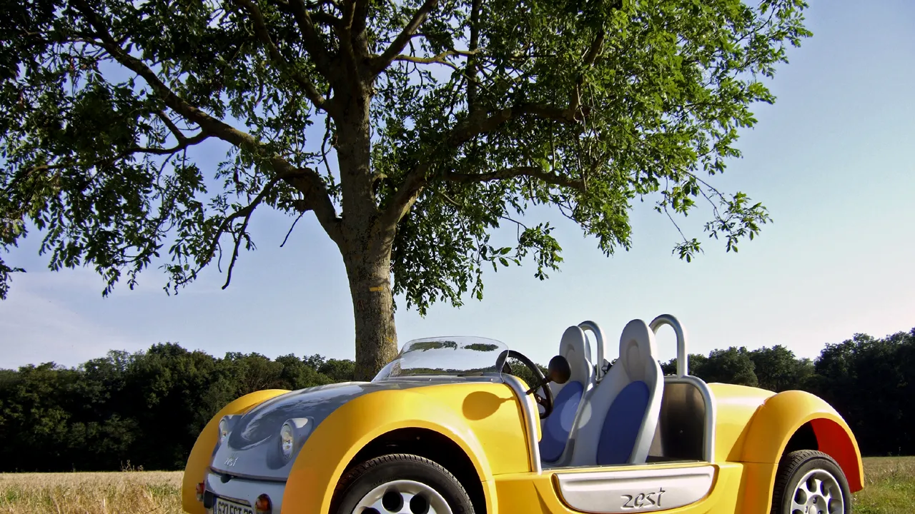 Miniautomobile marca Acrea, lansate luni în România, începând de la 11.900 euro