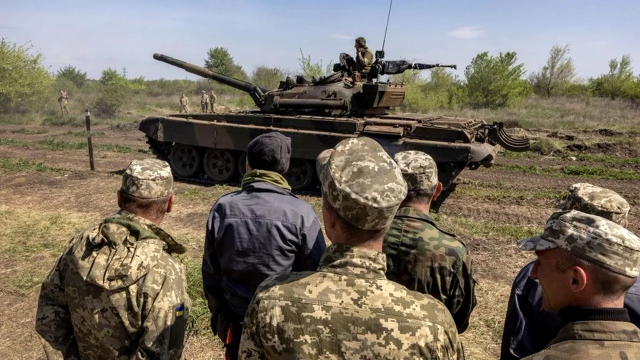 Războiul din Ucraina, ziua 883. Kievul, atacat de dronele ruşilor pe timp de noapte / Alte 3 au trecut graniţa în România / Tensiune la ucraineni: împuşcături între militari / Putin s-a văzut cu Assad şi se întâlneşte cu Lukaşenko