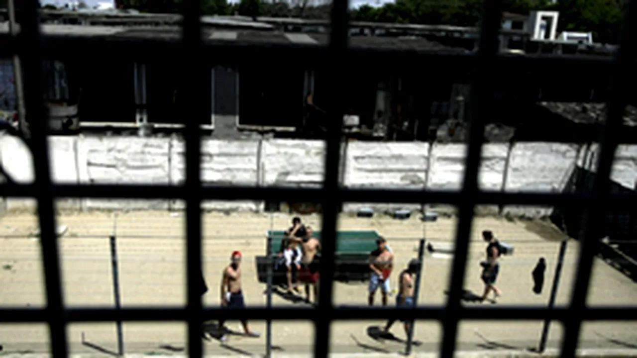 Un deţinut a evadat de la Penitenciarul Bacău